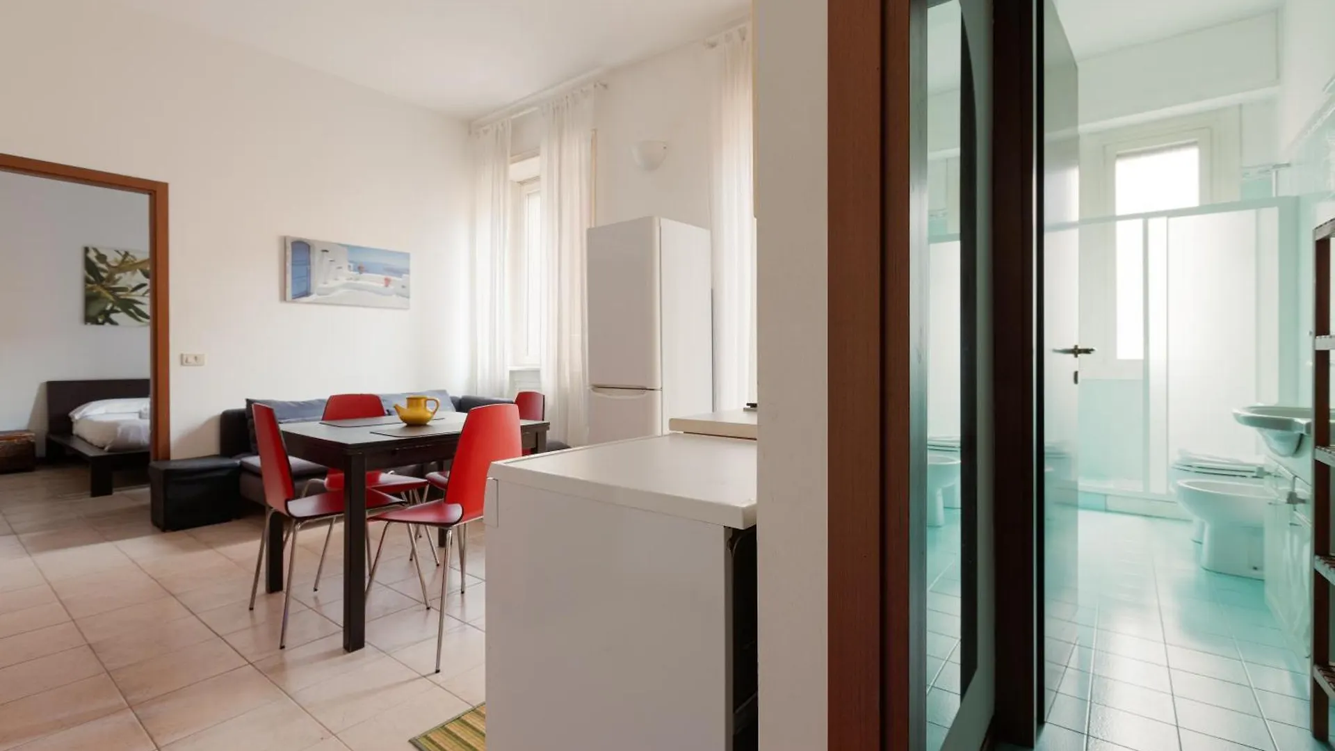 Milano Cosy Apt With Balcony